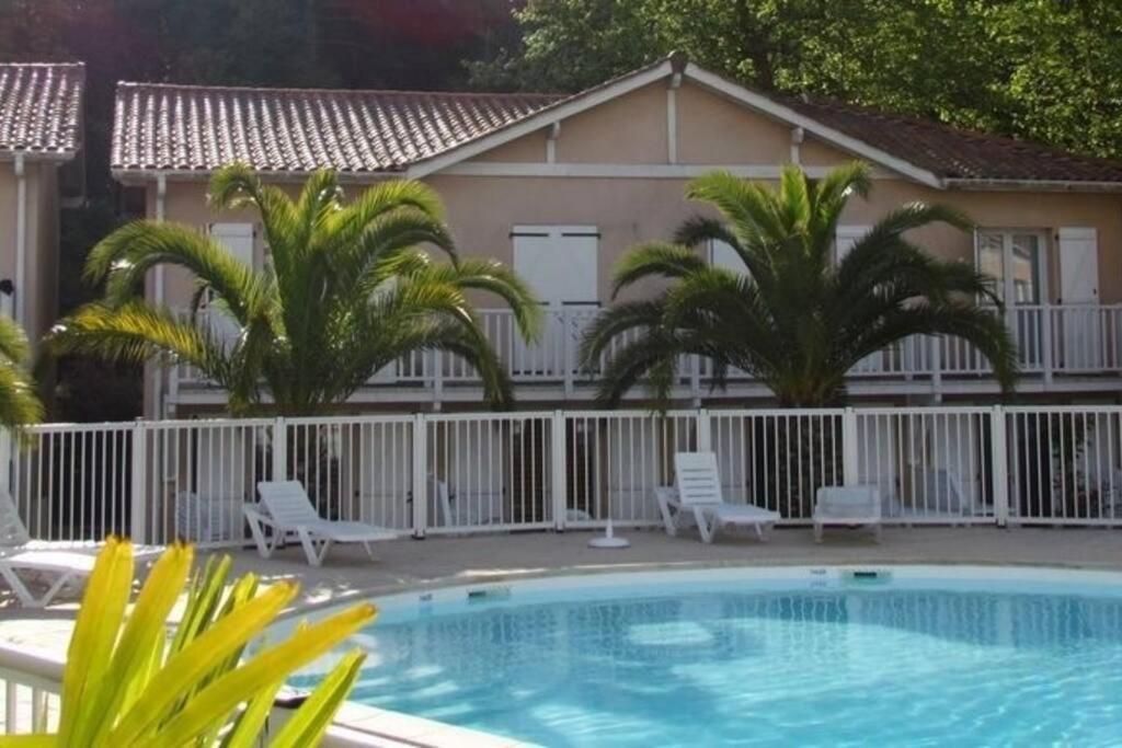 T3 En Duplex Avec Grande Piscine Appartement Anglet Buitenkant foto